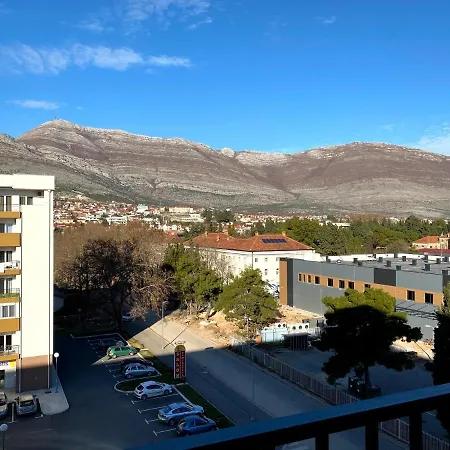 Διαμέρισμα Afrika Τρέμπινιε