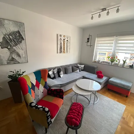 Afrika * Τρέμπινιε